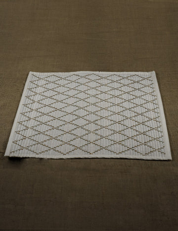 Eco-Friendly Diamond Weave Sambu Grass Meditation Mats