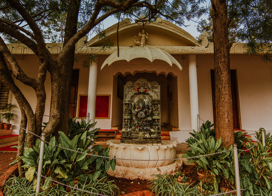 Puzzle - Statues of Ashram  - 60 Pieces
